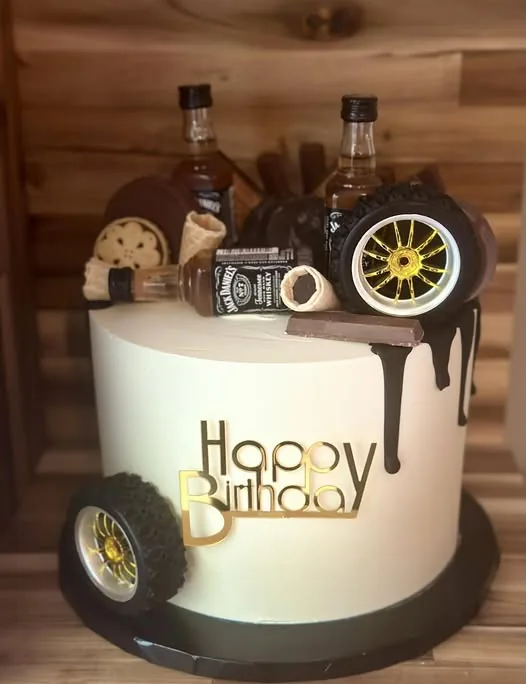 Custom cake handcrafted by Marta's Cakes in Jackson, New Jersey