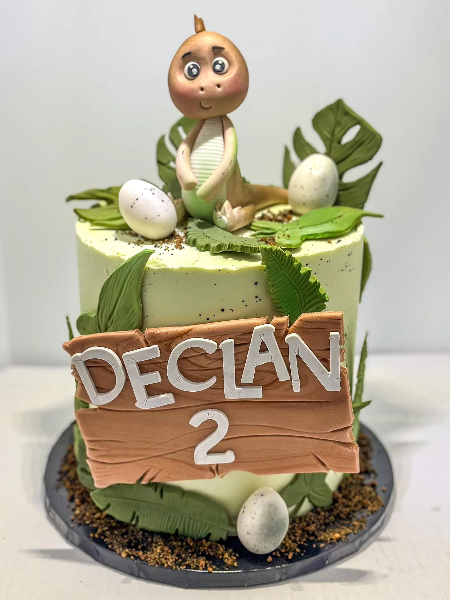 Custom cake handcrafted by Marta's Cakes in Jackson, New Jersey