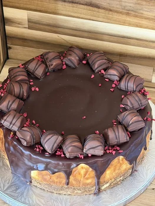 Custom cake handcrafted by Marta's Cakes in Jackson, New Jersey