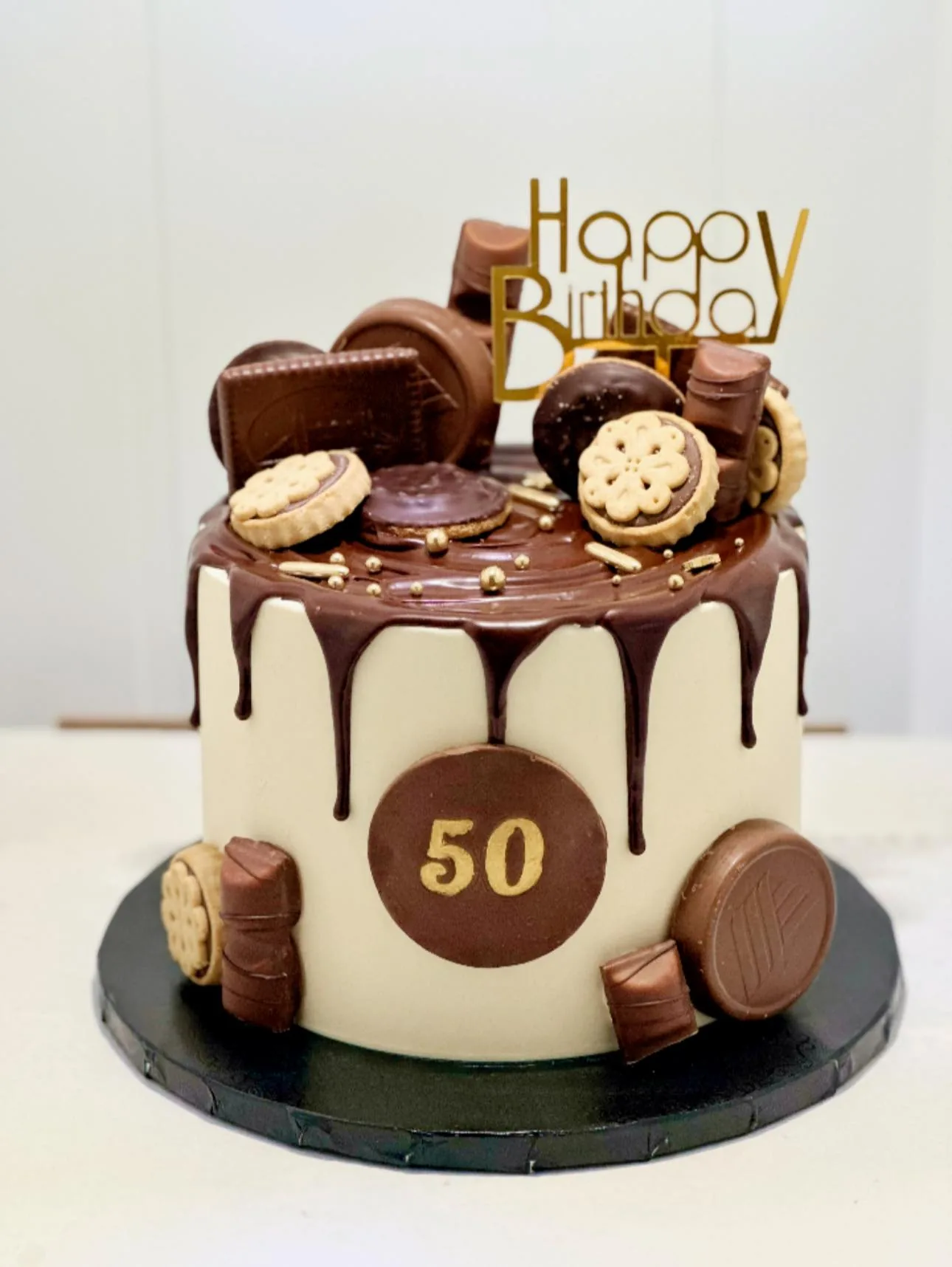 Custom cake handcrafted by Marta's Cakes in Jackson, New Jersey